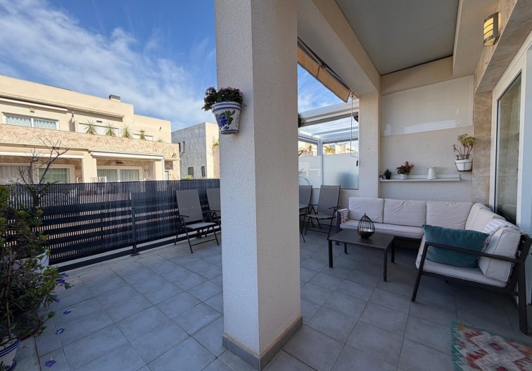 Resale - town house - Torrevieja - Aguas Nuevas