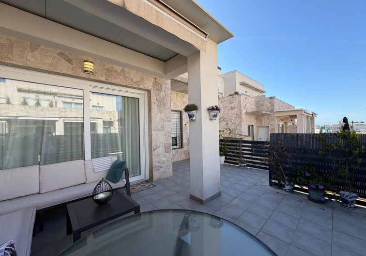 Resale - town house - Torrevieja - Aguas Nuevas