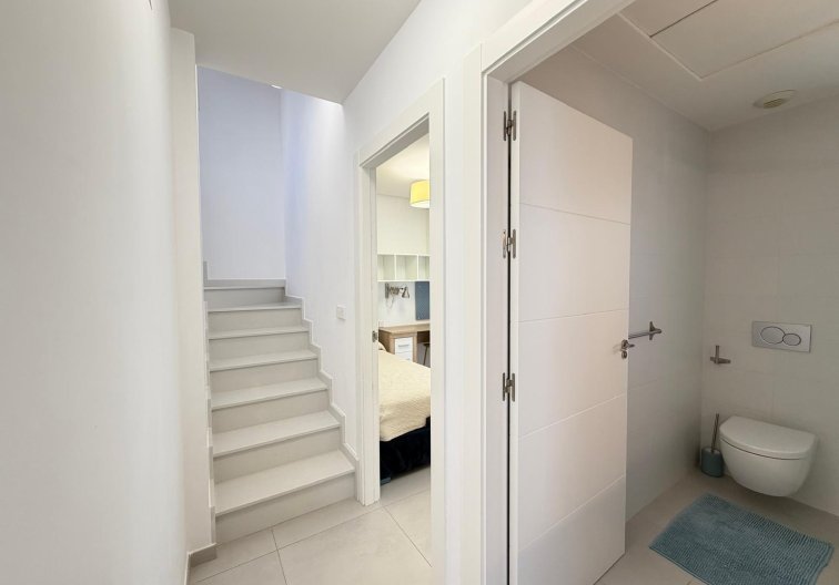 Resale - town house - Torrevieja - Aguas Nuevas