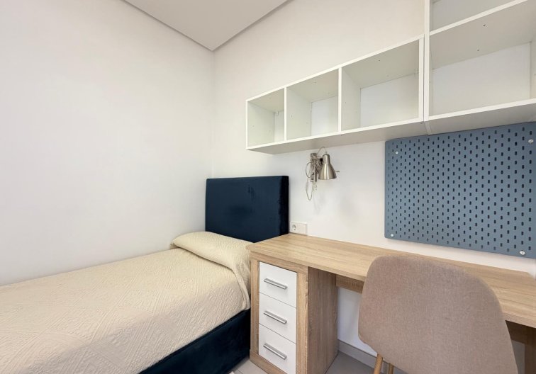 Resale - town house - Torrevieja - Aguas Nuevas