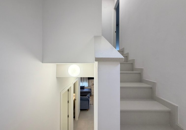 Resale - town house - Torrevieja - Aguas Nuevas
