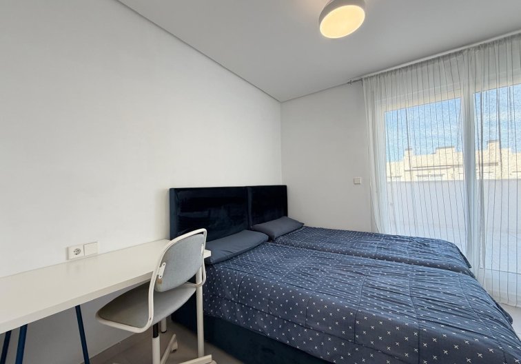 Resale - town house - Torrevieja - Aguas Nuevas