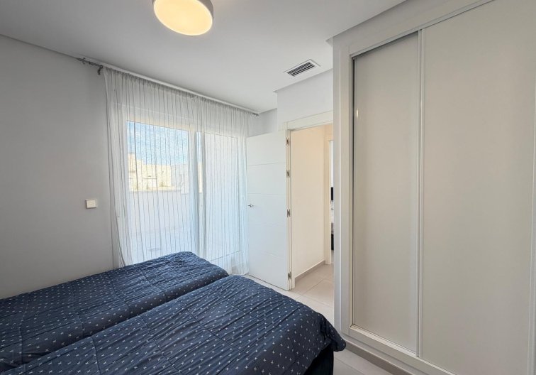 Resale - town house - Torrevieja - Aguas Nuevas