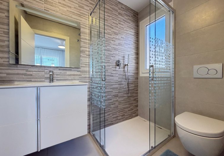 Resale - town house - Torrevieja - Aguas Nuevas