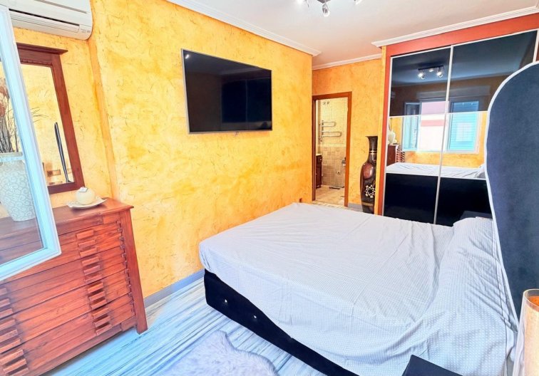 Segunda mano - Apartamento  - Torrevieja - Acequion