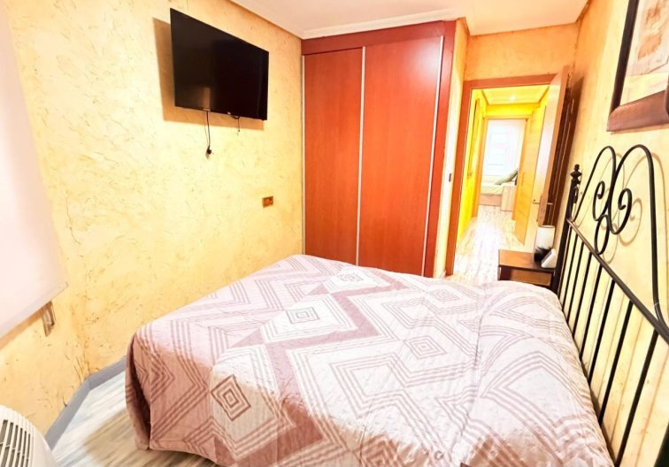 Segunda mano - Apartamento  - Torrevieja - Acequion