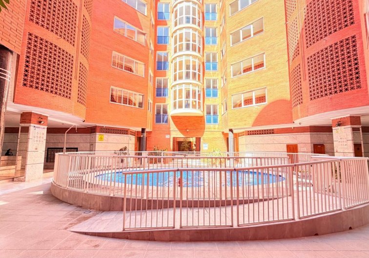 Segunda mano - Apartamento  - Torrevieja - Acequion
