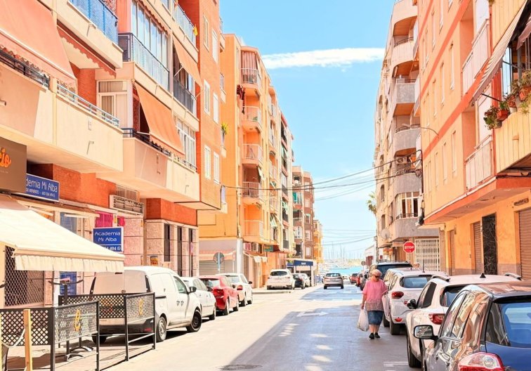 Segunda mano - Apartamento  - Torrevieja - Acequion