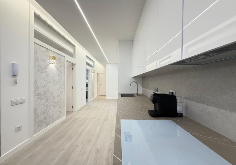 Segunda mano - Apartamento  - Torrevieja - Playa del Cura