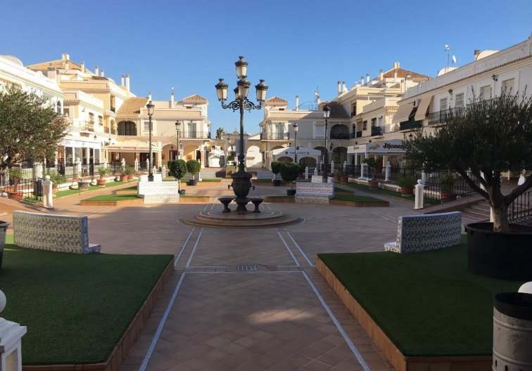 Neubau - villa - Pilar de la Horadada