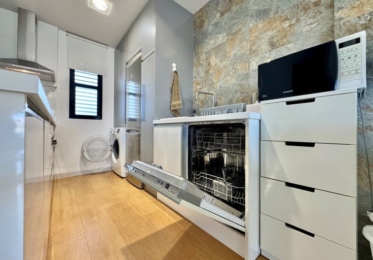 Segunda mano - Apartamento  - Orihuela - Inland