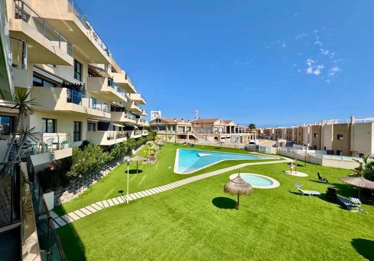 Segunda mano - Apartamento  - Orihuela - Inland