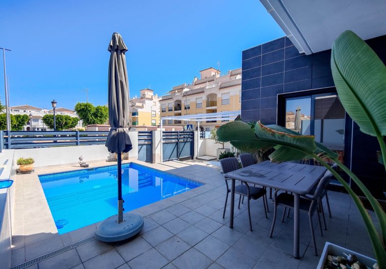 Segunda mano - villa - Formentera del Segura - Costa Blanca