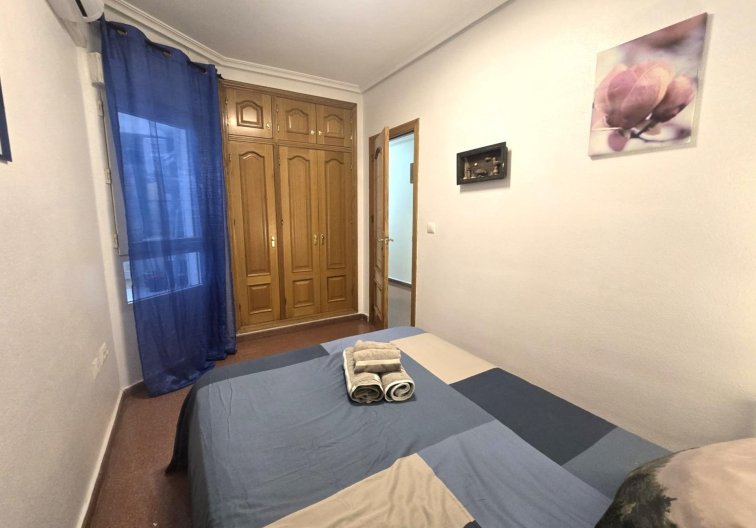 Segunda mano - Apartamento  - Torrevieja - Las Piscinas Naturales
