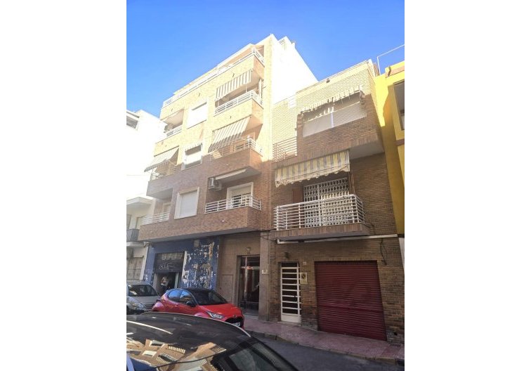 Segunda mano - Apartamento  - Torrevieja - Las Piscinas Naturales