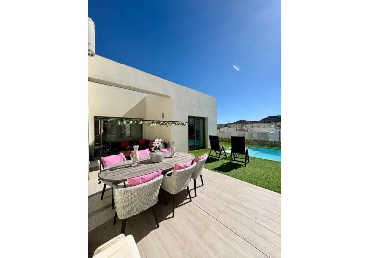 Revente - villa - Benijofar - Costa Blanca