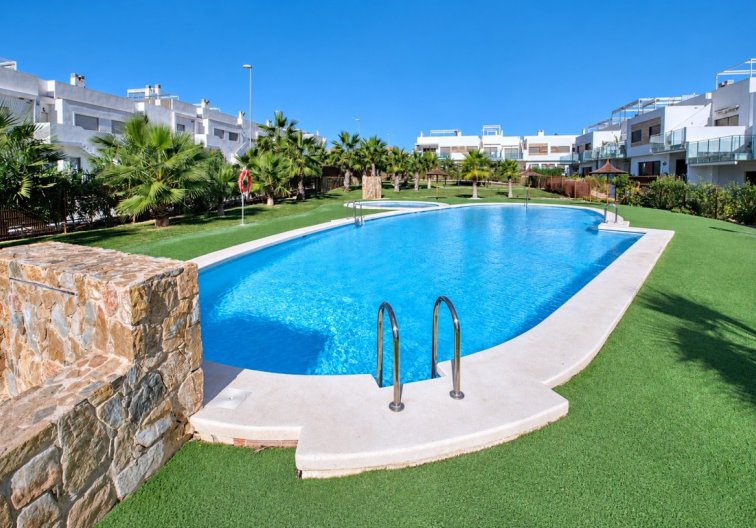Segunda mano - Apartamento  - Vistabella Golf Entre Naranjos - Inland