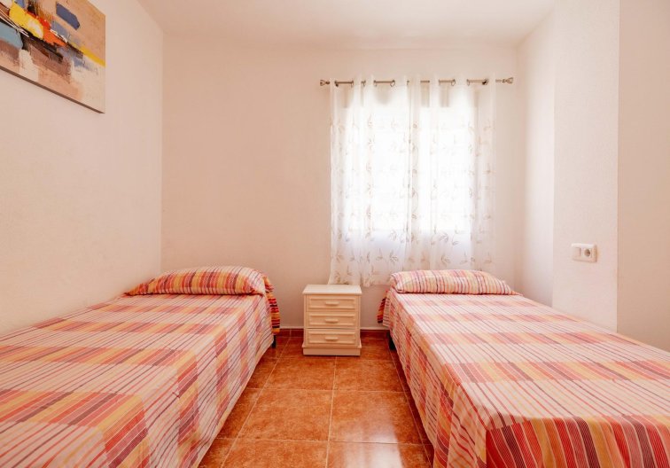 Segunda mano - Apartamento  - Torrevieja - Playa de los Locos