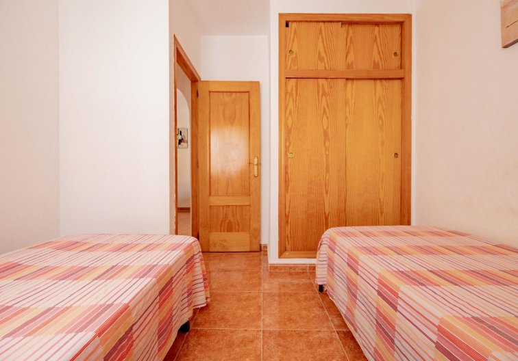 Segunda mano - Apartamento  - Torrevieja - Playa de los Locos