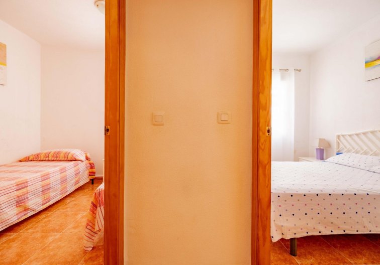 Segunda mano - Apartamento  - Torrevieja - Playa de los Locos