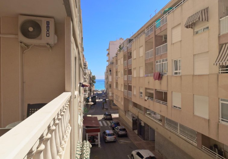Segunda mano - Apartamento  - Torrevieja - Playa de los Locos