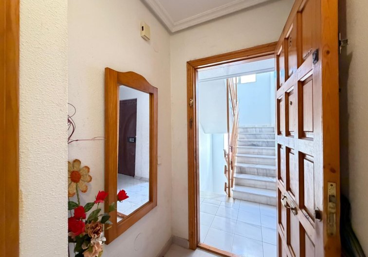 Segunda mano - Apartamento  - Torrevieja - Playa del Cura