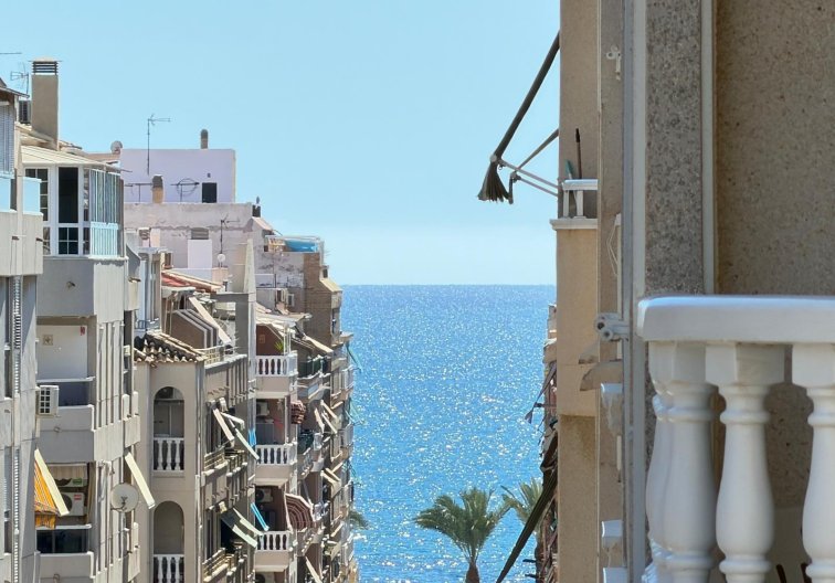Segunda mano - Apartamento  - Torrevieja - Playa del Cura
