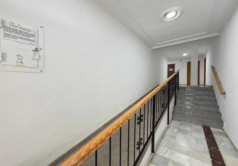 Segunda mano - Apartamento  - Torrevieja - Playa del Cura