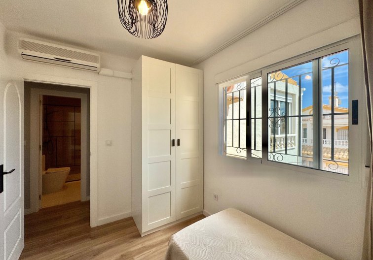 Segunda mano - town house - Orihuela Costa - Costa Blanca
