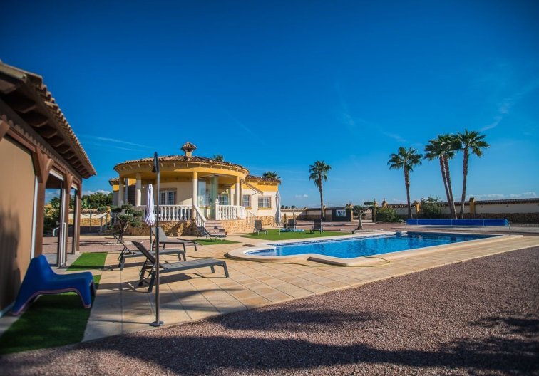 Segunda mano - villa - Catral - Costa Blanca
