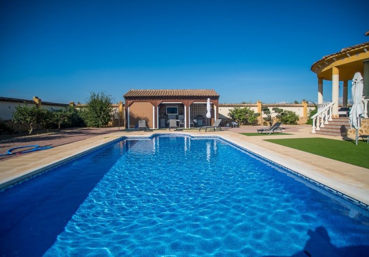 Segunda mano - villa - Catral - Costa Blanca