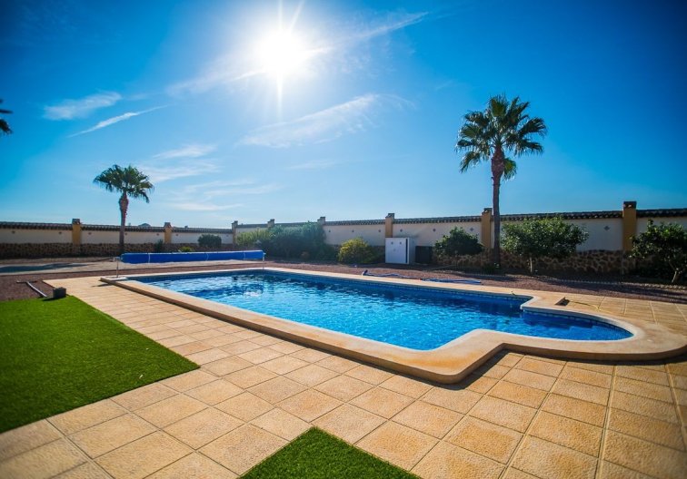 Segunda mano - villa - Catral - Costa Blanca