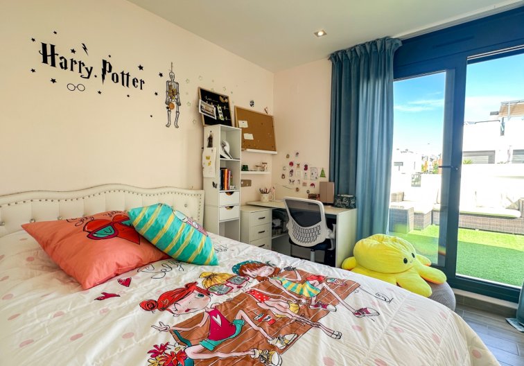 Segunda mano - villa - Torrevieja - Costa Blanca