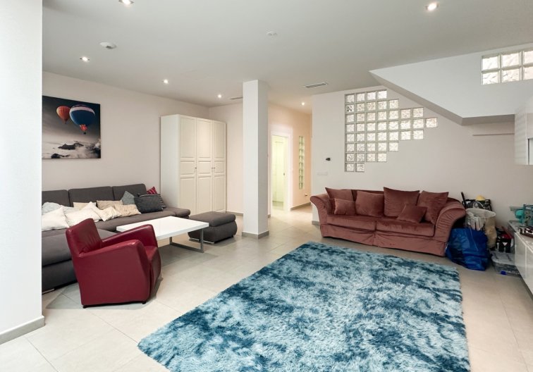 Segunda mano - villa - Torrevieja - Costa Blanca