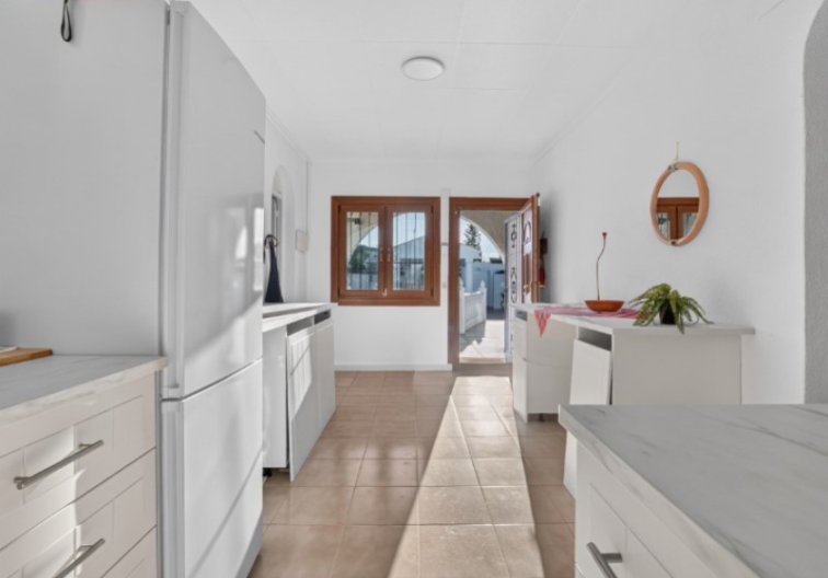 Segunda mano - villa - Torrevieja - Costa Blanca