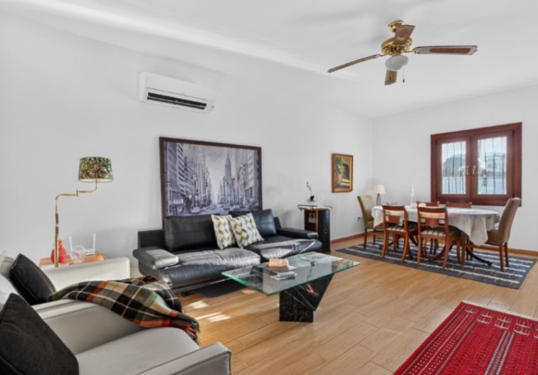 Segunda mano - villa - Torrevieja - Costa Blanca