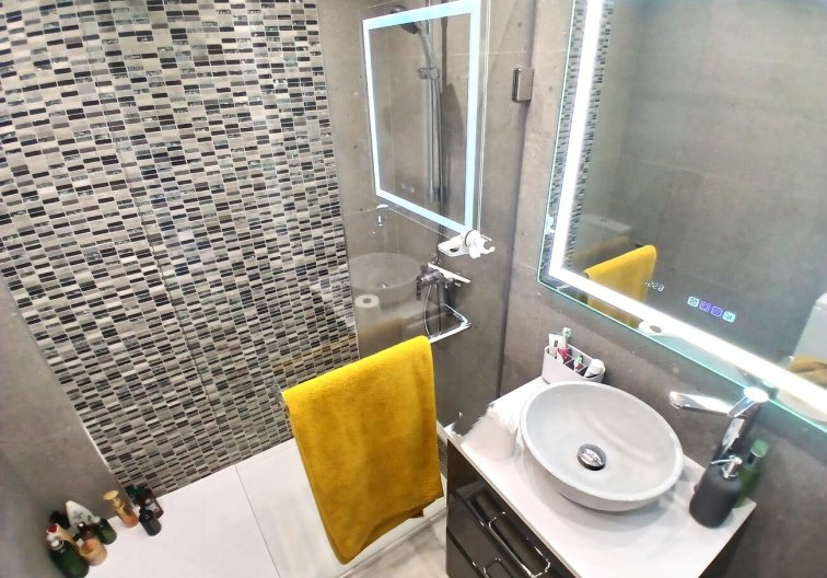 Segunda mano - town house - Villamartin - Costa Blanca