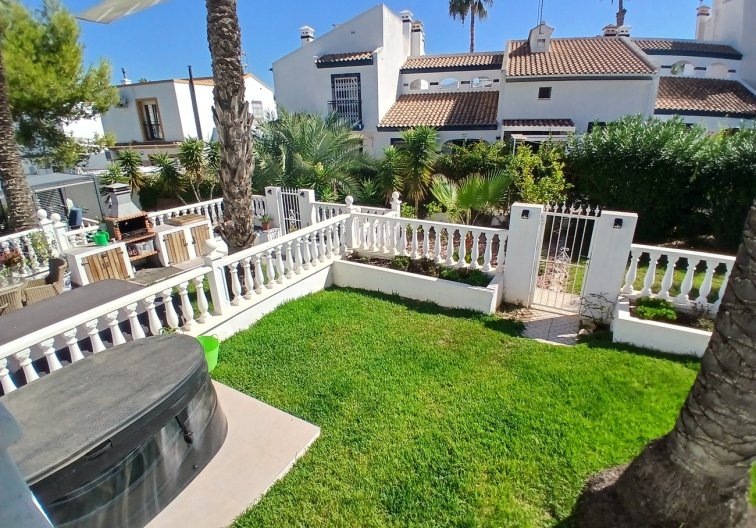 Segunda mano - town house - Villamartin - Costa Blanca