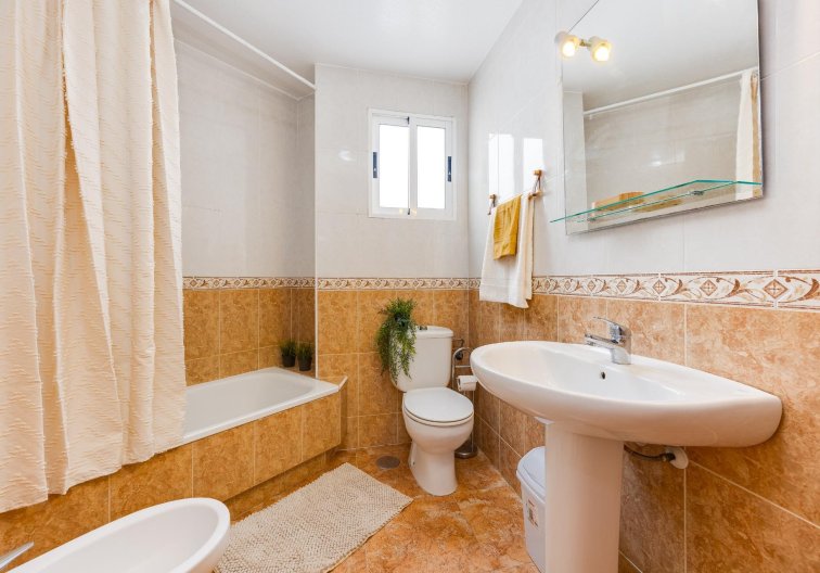Revente - Appartement - Torrevieja - Centro