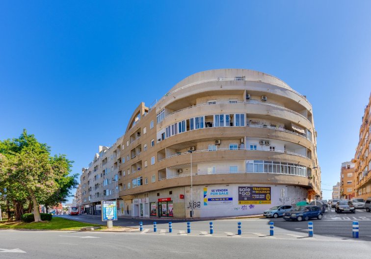Revente - Appartement - Torrevieja - Centro