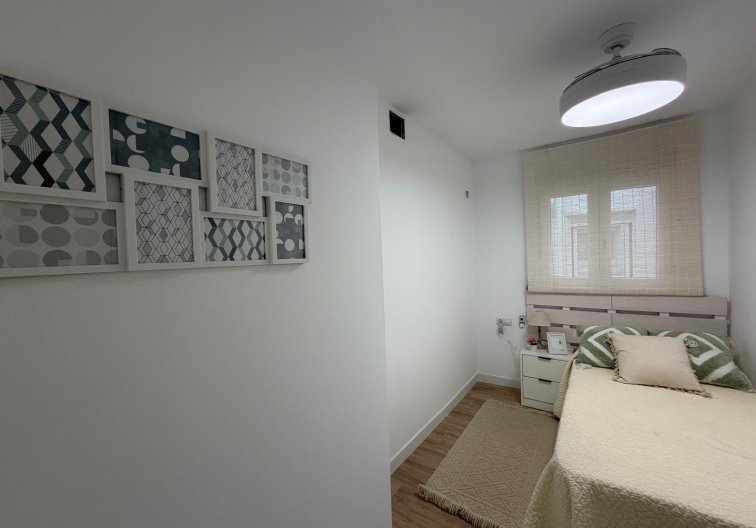 Revente - Appartement - Torrevieja - Punta Prima