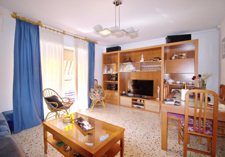 Segunda mano - Apartamento  - Alicante - Benalua