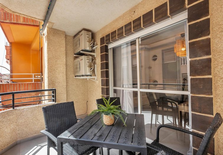 Segunda mano - Apartamento  - Torrevieja - Playa de los Locos