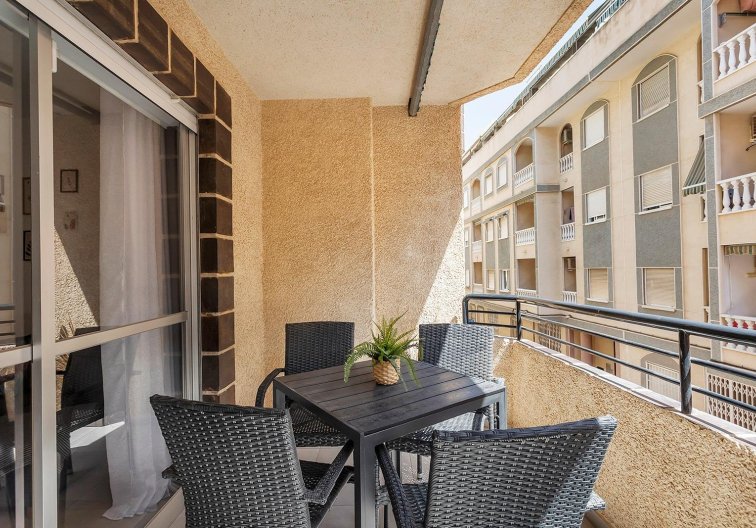 Segunda mano - Apartamento  - Torrevieja - Playa de los Locos