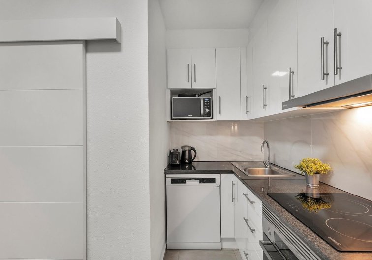 Segunda mano - Apartamento  - Torrevieja - Playa de los Locos