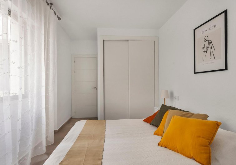 Segunda mano - Apartamento  - Torrevieja - Playa de los Locos