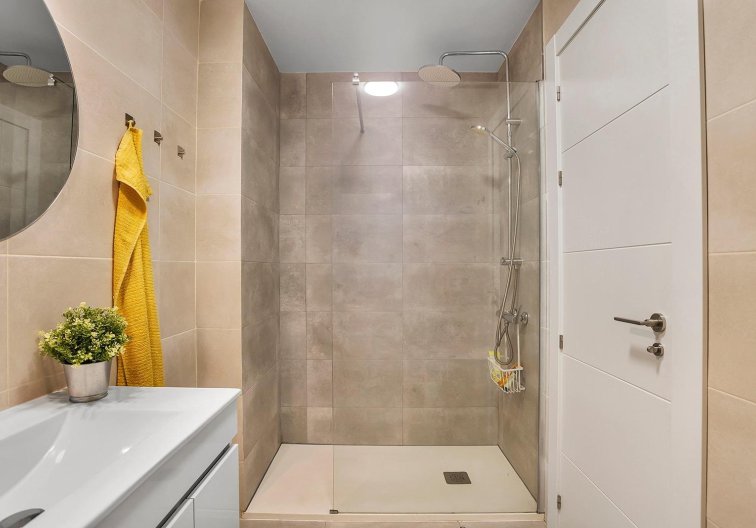 Segunda mano - Apartamento  - Torrevieja - Playa de los Locos