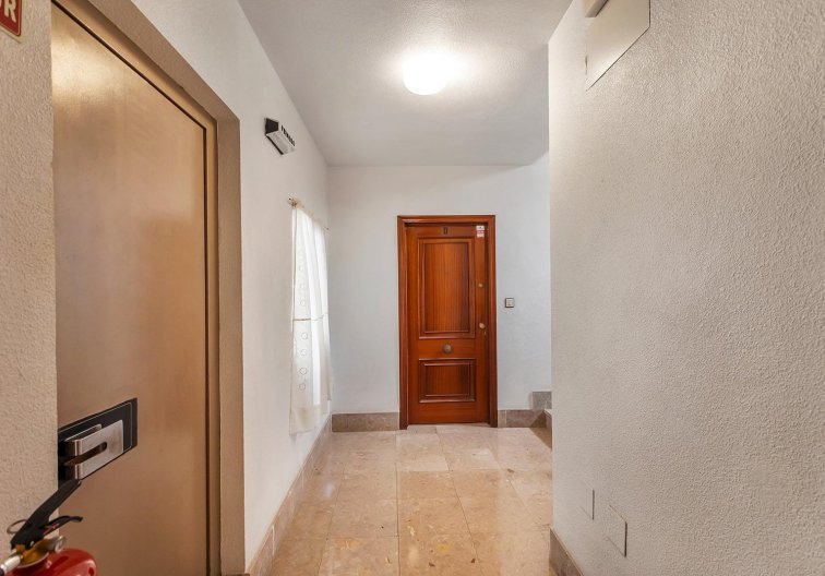 Segunda mano - Apartamento  - Torrevieja - Playa de los Locos