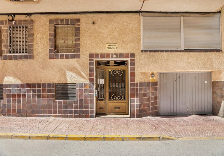Segunda mano - Apartamento  - Torrevieja - Playa de los Locos
