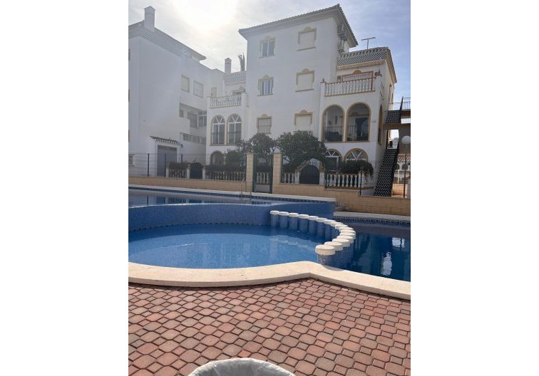 Segunda mano - Bungalow - Torrevieja - Torre La Mata